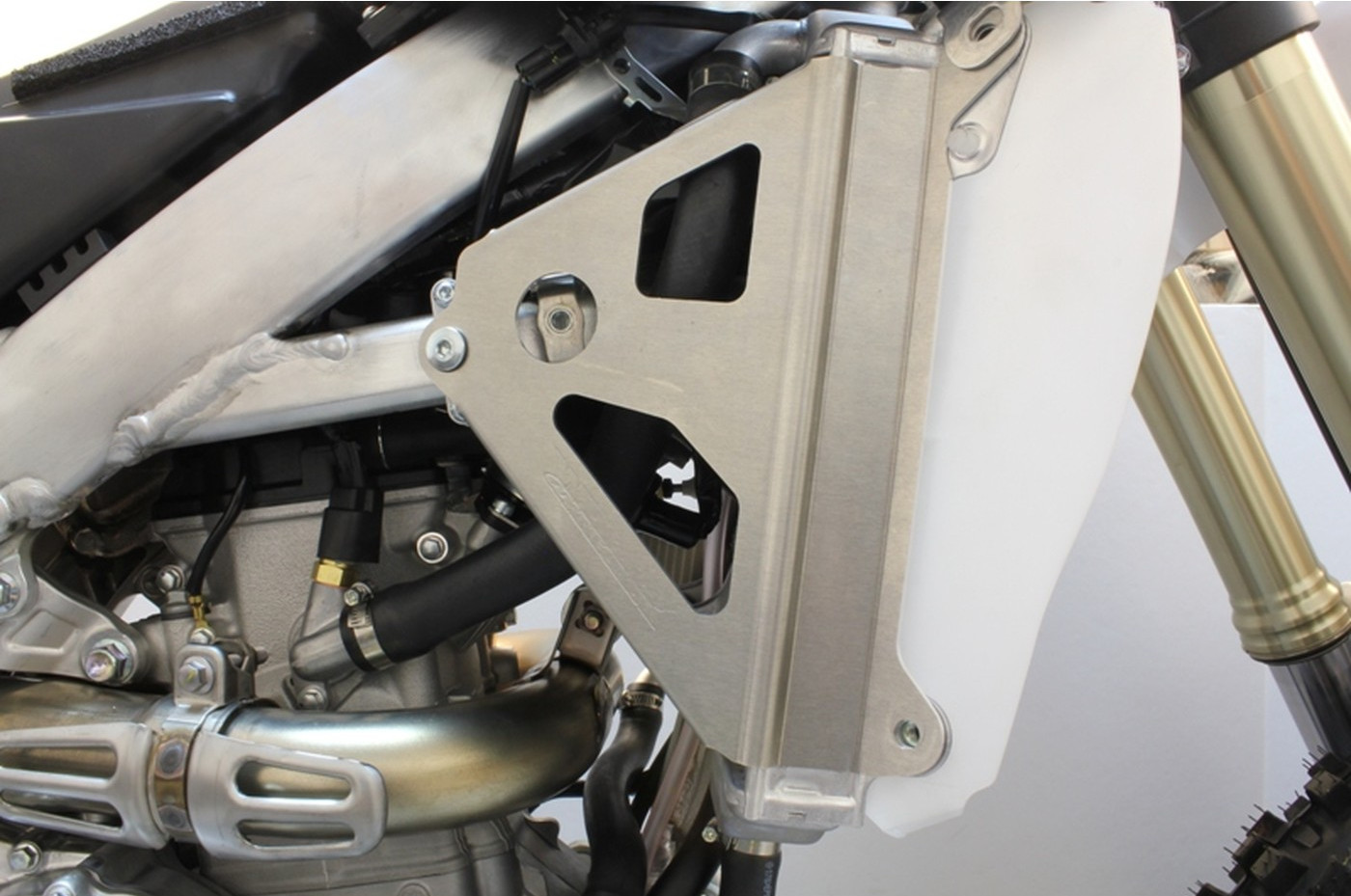 Aluminum Radiator Braces - For 18-21 YZ450F - Click Image to Close
