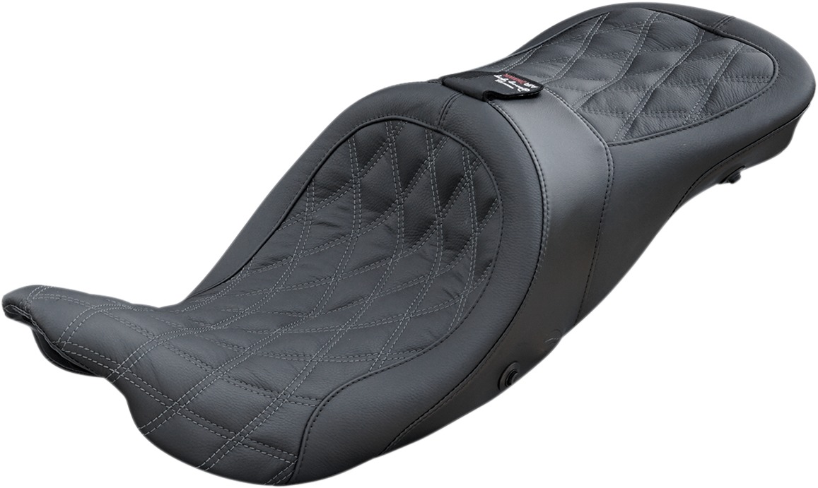 Airhawk Longhaul Double Diamond Vinyl Wide 2-Up Seat - For FLH FLT - Click Image to Close