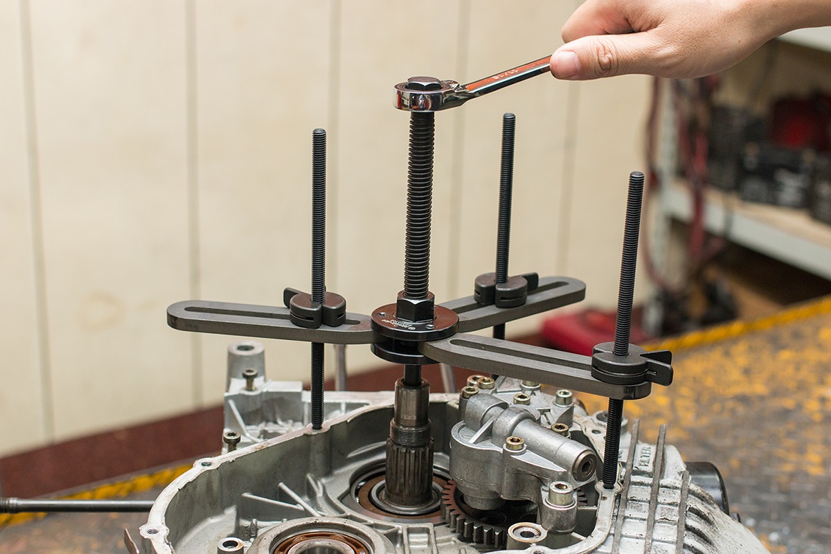 Motorcycle & ATV Crankcase Separator Tool - Click Image to Close