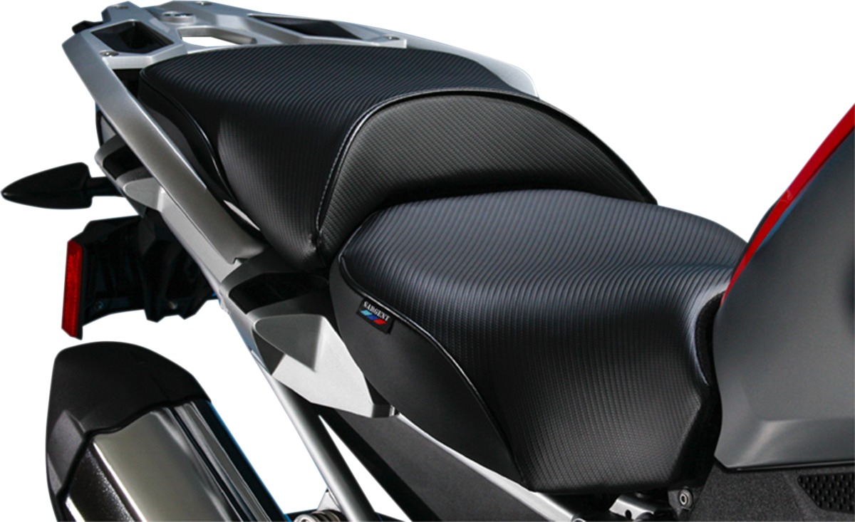 World Sport Performance Plain CarbonFX Vinyl 2-Up Seat - Black - R1200GS - Click Image to Close