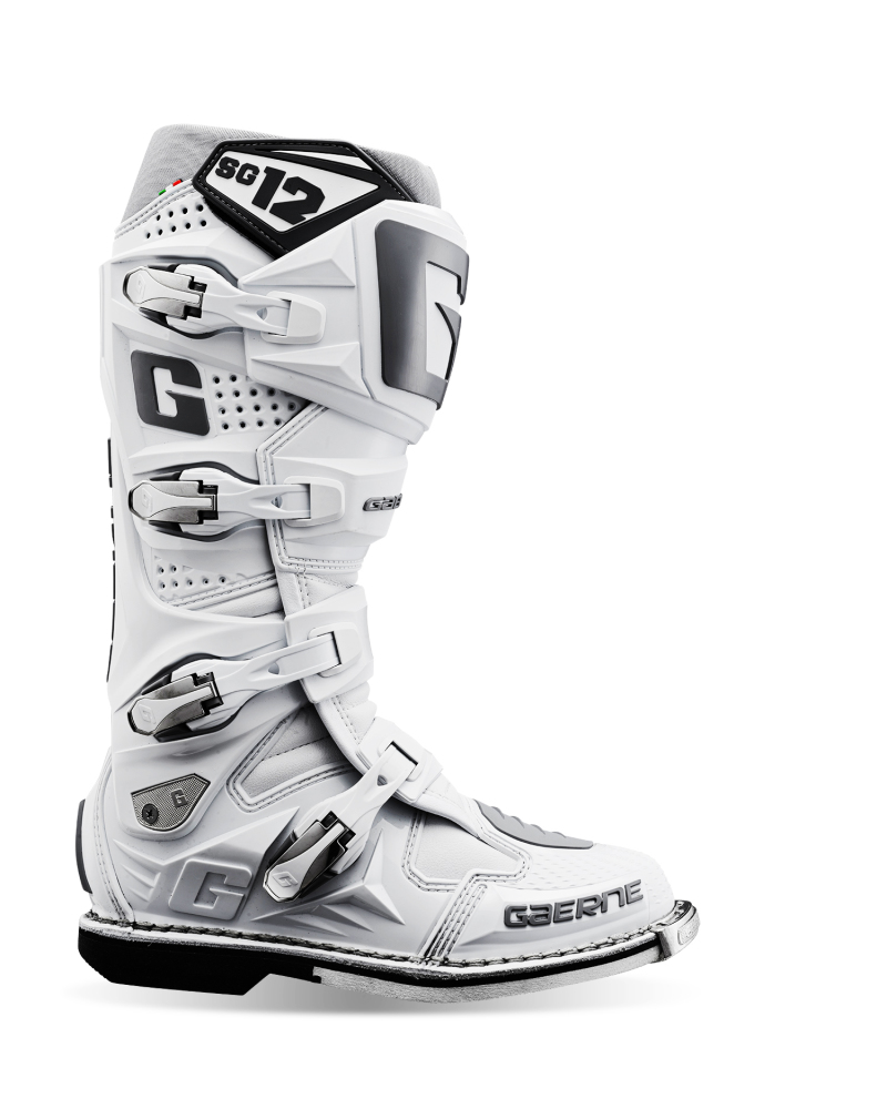 SG12 Boot White Size - 7 - Click Image to Close