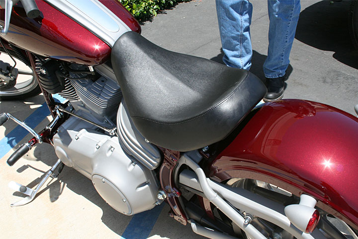 Weekday Solo Seat Low - For 08-11 Harley FXCW Softail Rocker - Click Image to Close