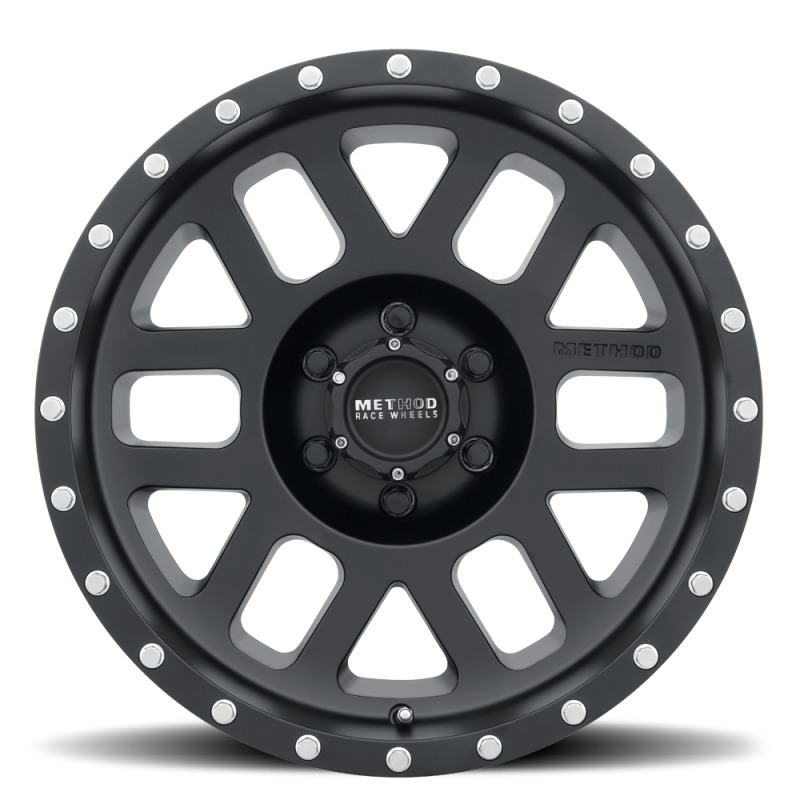 MR306 Mesh 17x8.5 0mm Offset 6x5.5 108mm CB Matte Black Wheel - Click Image to Close