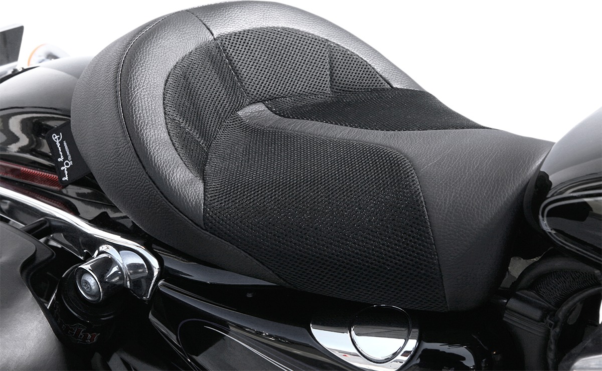 Big IST Solo Leather Seat - For 04-18 Harley XL Sportster - Click Image to Close