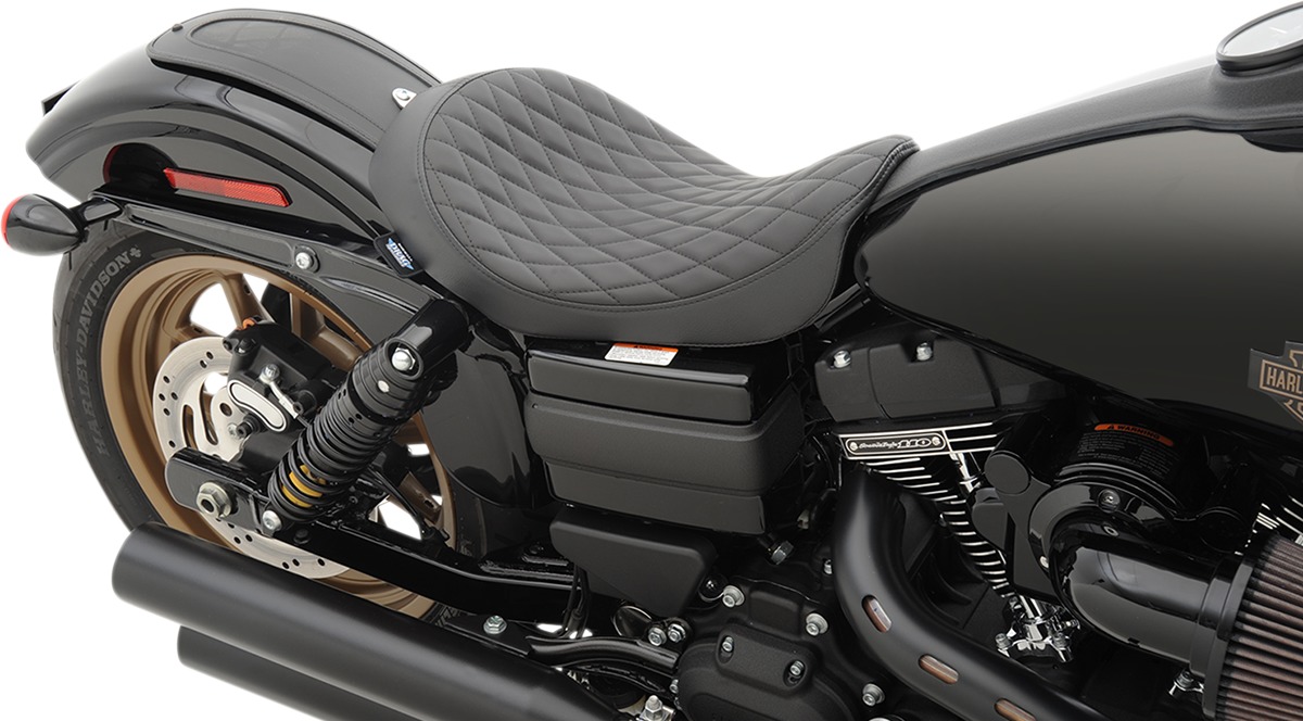 Low Diamond SR Leather Solo Seat - Black - For 06-17 Harley Dyna - Click Image to Close