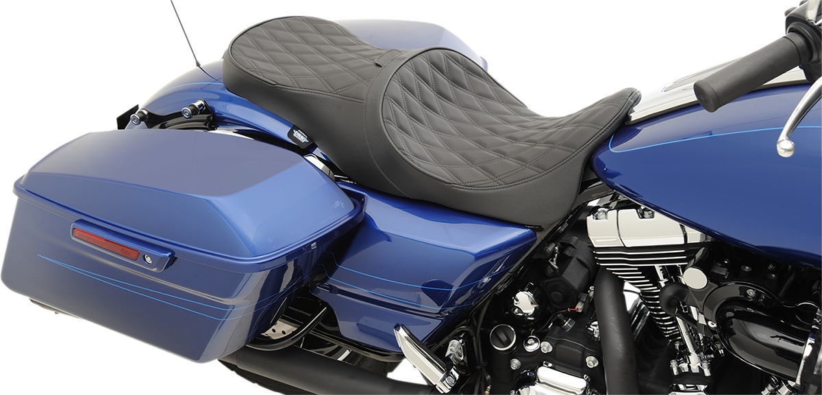 Low-Profile Diamond Leather 2-Up Seat Upfront - 08-20 Harley FLH FLT - Click Image to Close
