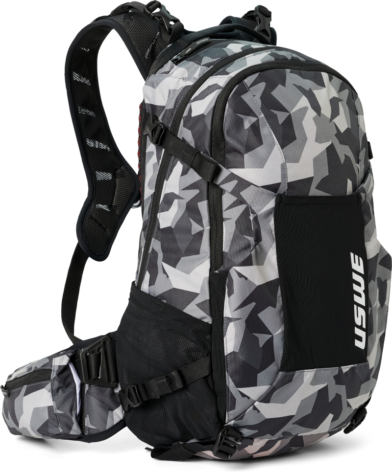 USWE Shred MTB Daypack 25L Camo Black - 25L MTB daypack in camo black by USWE - Click Image to Close