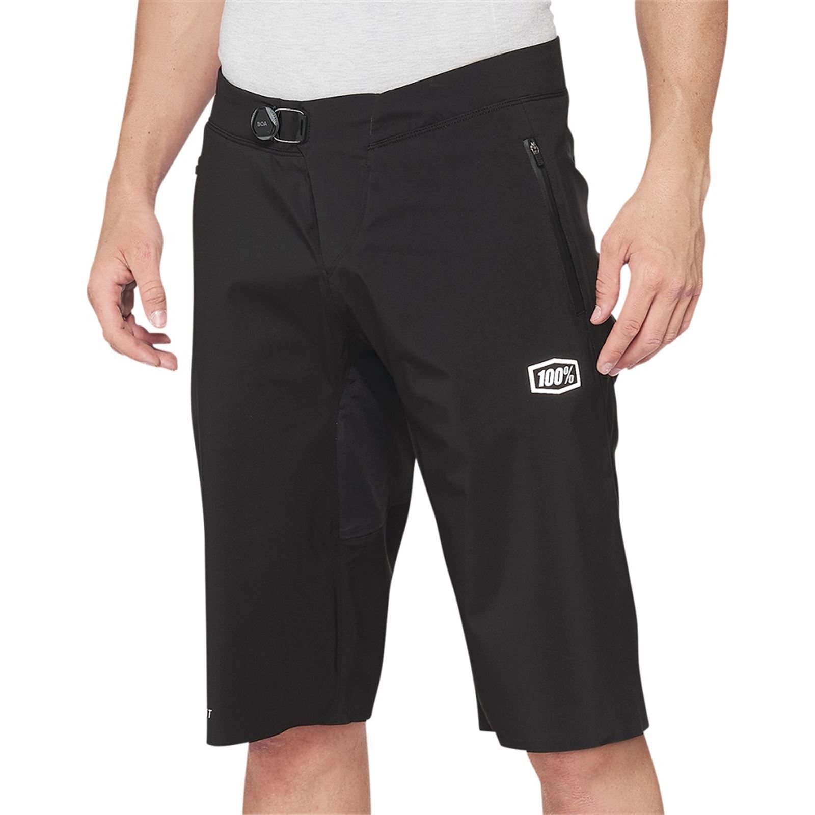 100% Hydromatic Shorts Black Size 38 - Click Image to Close