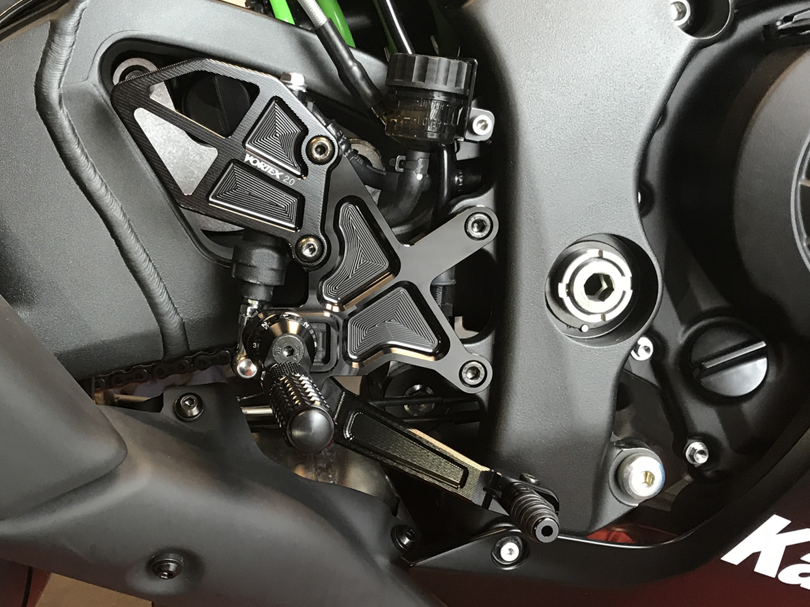 V3 Adjustable Rearset - Black - For 16-20 Kawasaki ZX10R - Click Image to Close