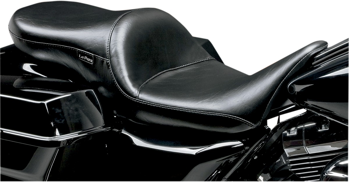Maverick Daddy-Long-Legs Plain Vinyl 2-Up Seat - Black - For FLH FLT - Click Image to Close