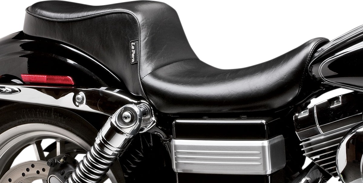 Cherokee Smooth Vinyl 2-Up Seat - Black - For 04-05 Harley FXD Dyna - Click Image to Close