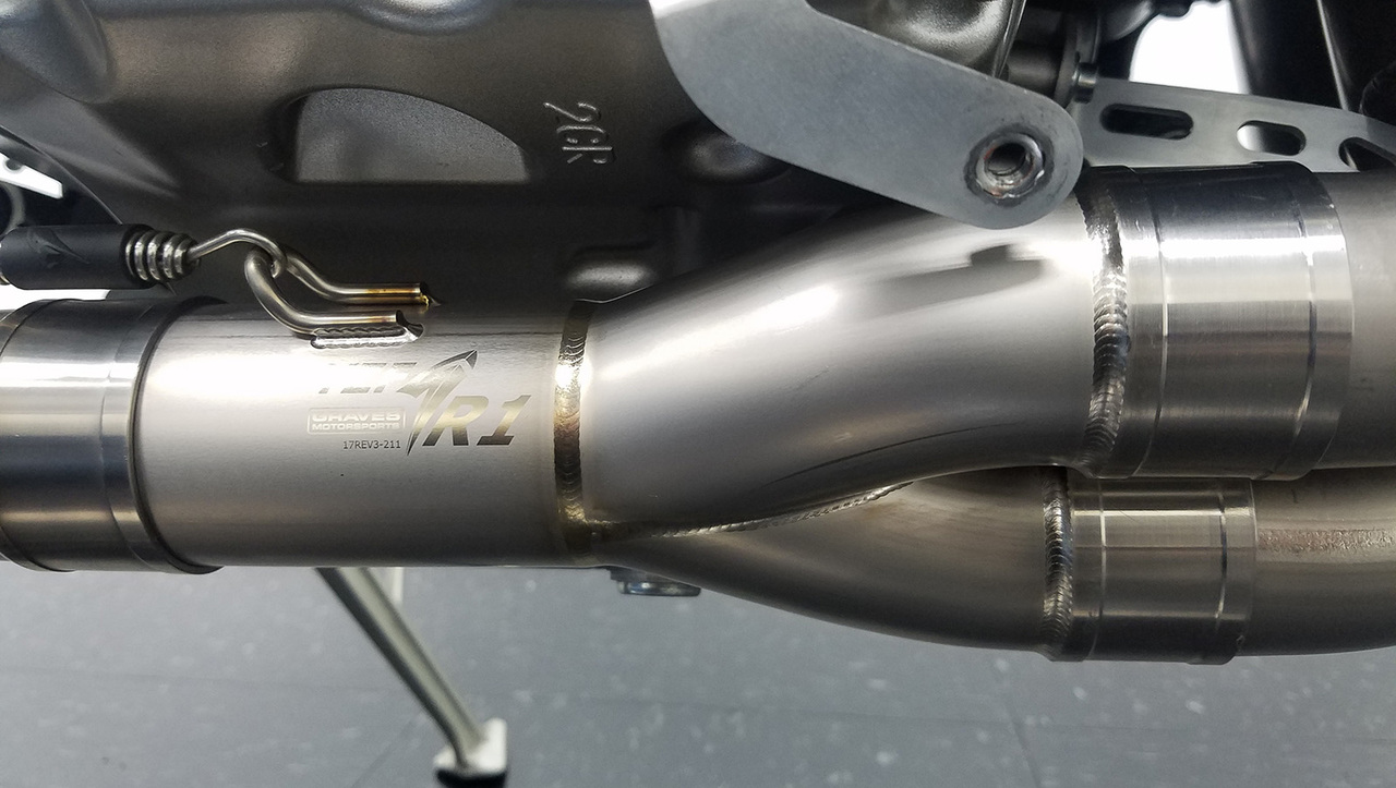 Yamaha R1 Full Titanium Exhaust System with Titanium 200mm Silencer - Click Image to Close