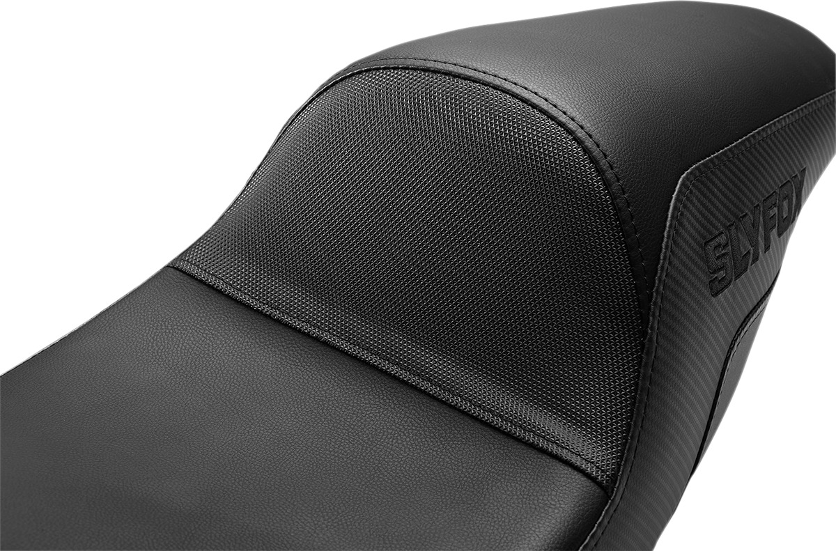 Step-Up Lattice Stitched Carbon Fiber 2-Up Seat - Black - For 08-20 Harley FLH FLT - Click Image to Close