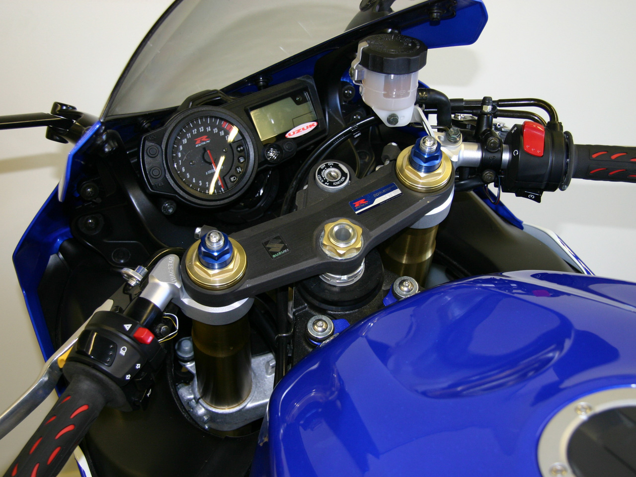 Clip-On Handlebars - For 04-16 Suzuki GSXR600 GSXR750 GSXR1000 - Click Image to Close