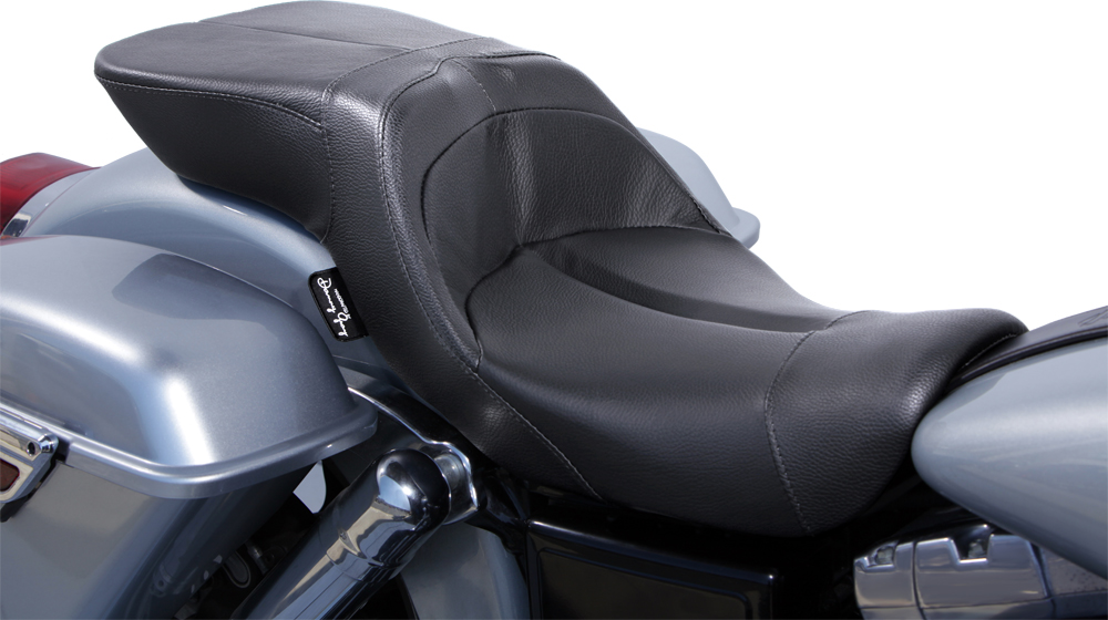Touring IST 2-Up Leather Seat For 06-17 Harley Dyna Models - Click Image to Close