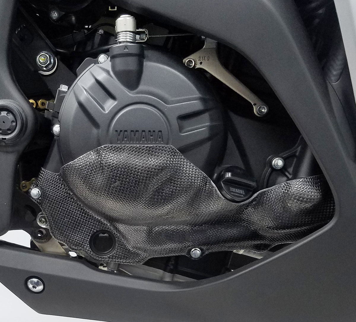 Right Side Carbon Fiber Engine Case Cover - For 15-19 Yamaha R3 - Click Image to Close