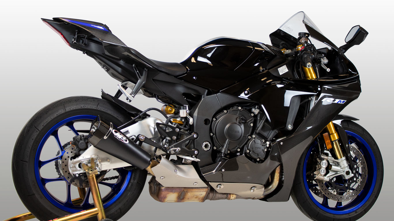 RM1 Black Slip on Exhaust - For 15-22 Yamaha R1 - Click Image to Close