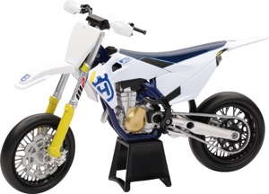1:12 Scale Husqvarna FS450 Super Moto Replica by New Ray Toys