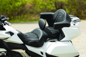 Mustang 1PC Seat w/ Driver Backrest Black Fits 18-19 Honda Gold Wing GL1800