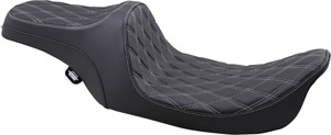 Drag Specialties Predator III Seat Black/Silver For Harley FLHR/FLHX 99-07 - One-piece seat For Harley FLHR/FLHX 1999-2007