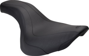 Mustang DayTripper 1-Piece Seat Black For Yamaha Raider 08-17 - 1-piece seat For 08-17 Yamaha Raider XV19C/XV19CX