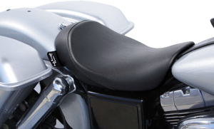 MinimalIST Solo Vinyl Seat - For 06-10 Harley Dyna