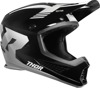 Thor Sector 2 Carve Helmet XS White/Black - MX helmet with Carve graphic in XS size Thor Sector 2 Carve Helmet XS White/Black - MX helmet with Carve graphic in XS size