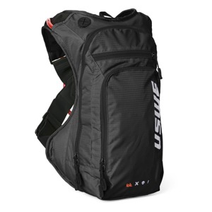 USWE Outlander 9L Hydration Pack Black/Red - 9L hydration backpack with 3L bladder, Black/Red