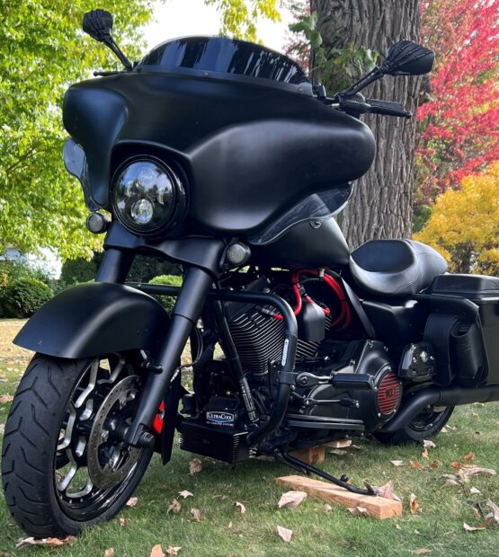 UltraCool RF-2G Black Front Mount Oil Cooler Kit For Harley Touring - Image 2