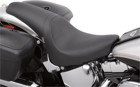 Predator Smooth 2-Up Seat - Black