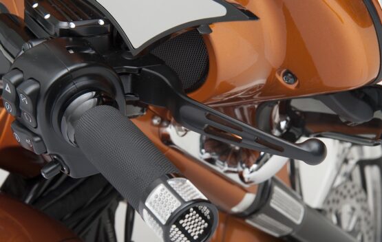 Slotted Aluminum Hydraulic Brake/Clutch Lever Set Matte - Black - Image 2