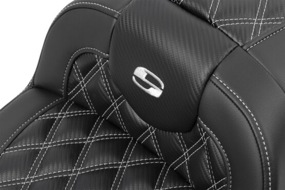 Saddlemen Roadsofa Seat w/Backrest Black Lattice Silver For FLTR/FLHX 23-24 - Image 3