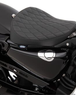 Bobber Diamond Vinyl Solo Seat - Black