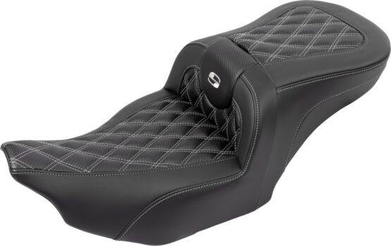 Saddlemen Roadsofa Seat w/Backrest Black Lattice Silver For FLTR/FLHX 23-24 - Image 4