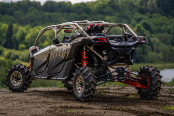 MBRP Slip-On Exhaust Dual Carbon Tip For Can-Am Maverick X3 17-18 - Image 3