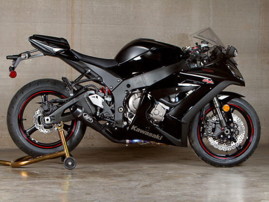 Black GP Slip On Exhaust - Image 2