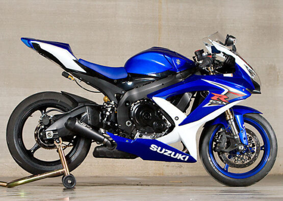Black GP Slip On Exhaust - Image 2