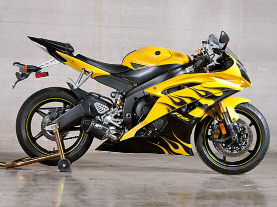 Street Slayer Carbon Fiber Slip On Exhaust - Image 2