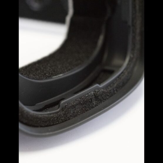 3206 Advanced MX Goggles - Black w/ Magnetic Yellow Iridium Lens - Image 2