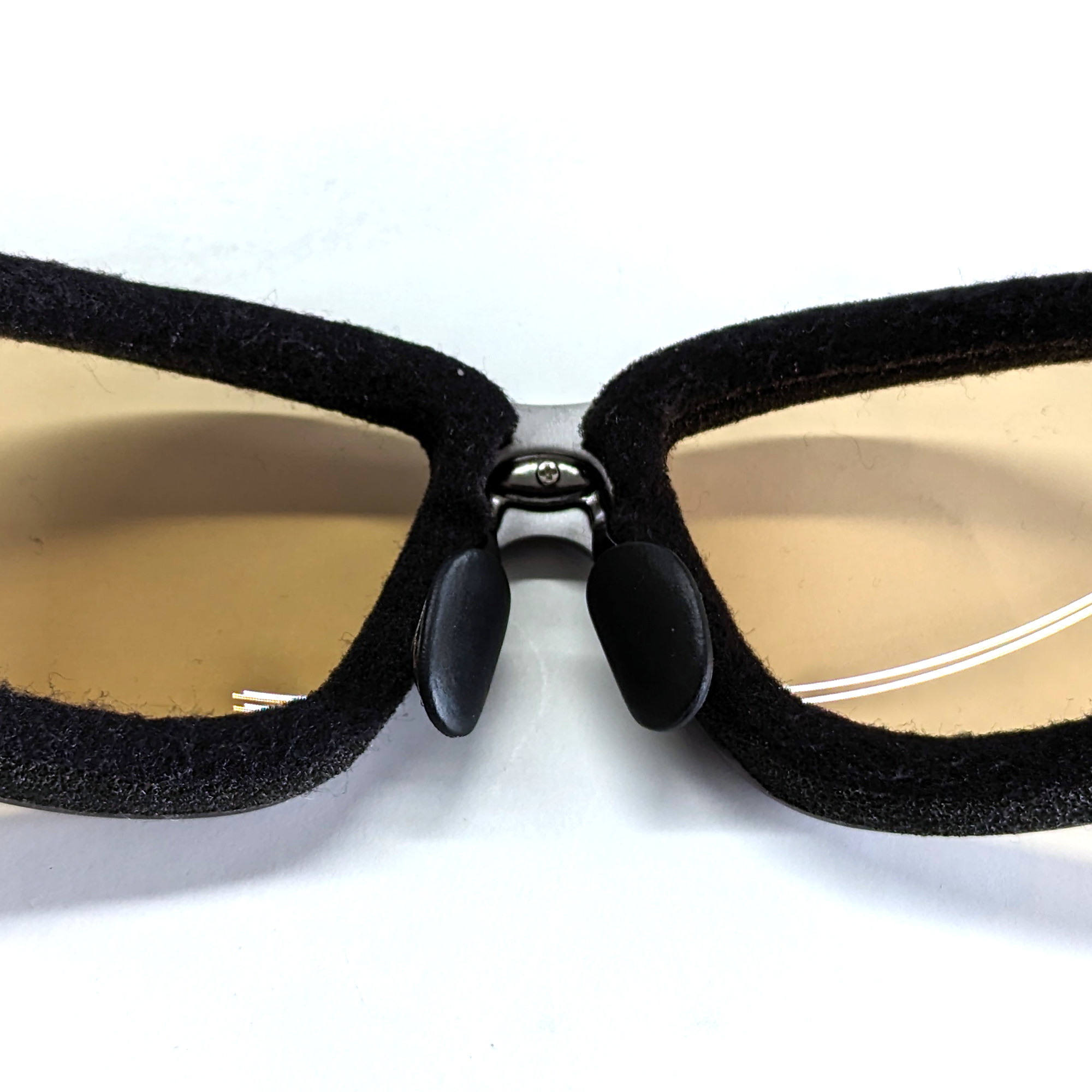 M4 Riding Glasses, Gray Metal Frame w/ Light Adjusting Anti-Fog Lens & Foam Pad - Image 4